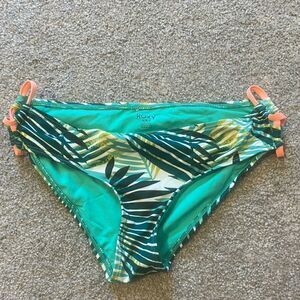 Bikini bottoms 